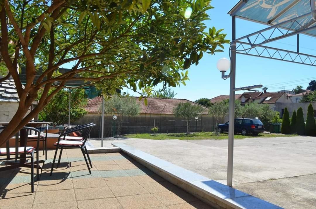 Apartments By The Sea Gradac, Makarska - 13681 Градац Екстериор снимка
