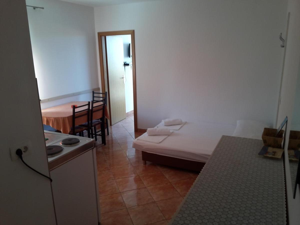 Apartments By The Sea Gradac, Makarska - 13681 Градац Екстериор снимка