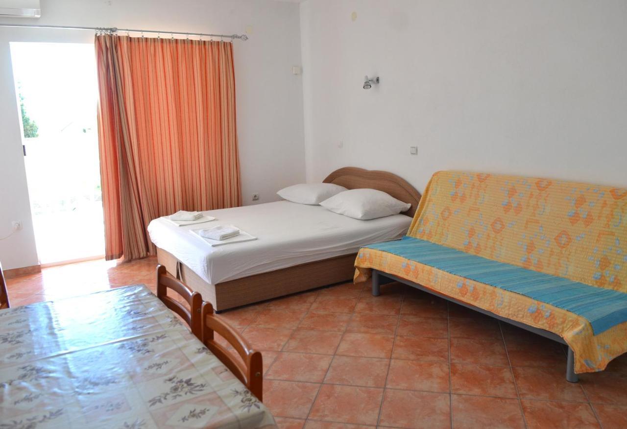 Apartments By The Sea Gradac, Makarska - 13681 Градац Екстериор снимка