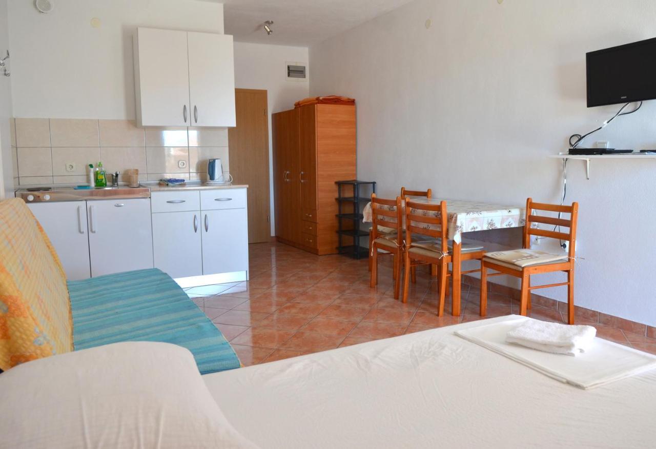 Apartments By The Sea Gradac, Makarska - 13681 Градац Екстериор снимка