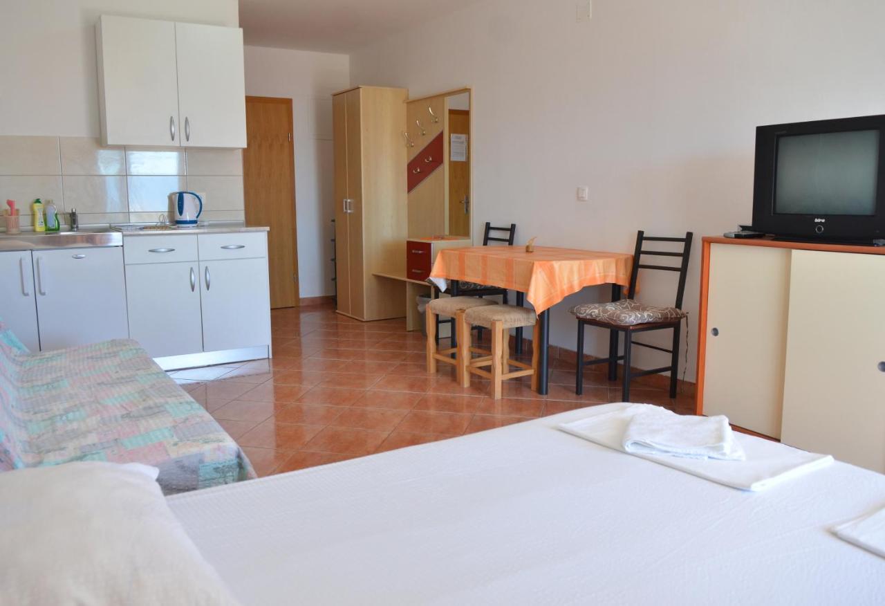 Apartments By The Sea Gradac, Makarska - 13681 Градац Екстериор снимка