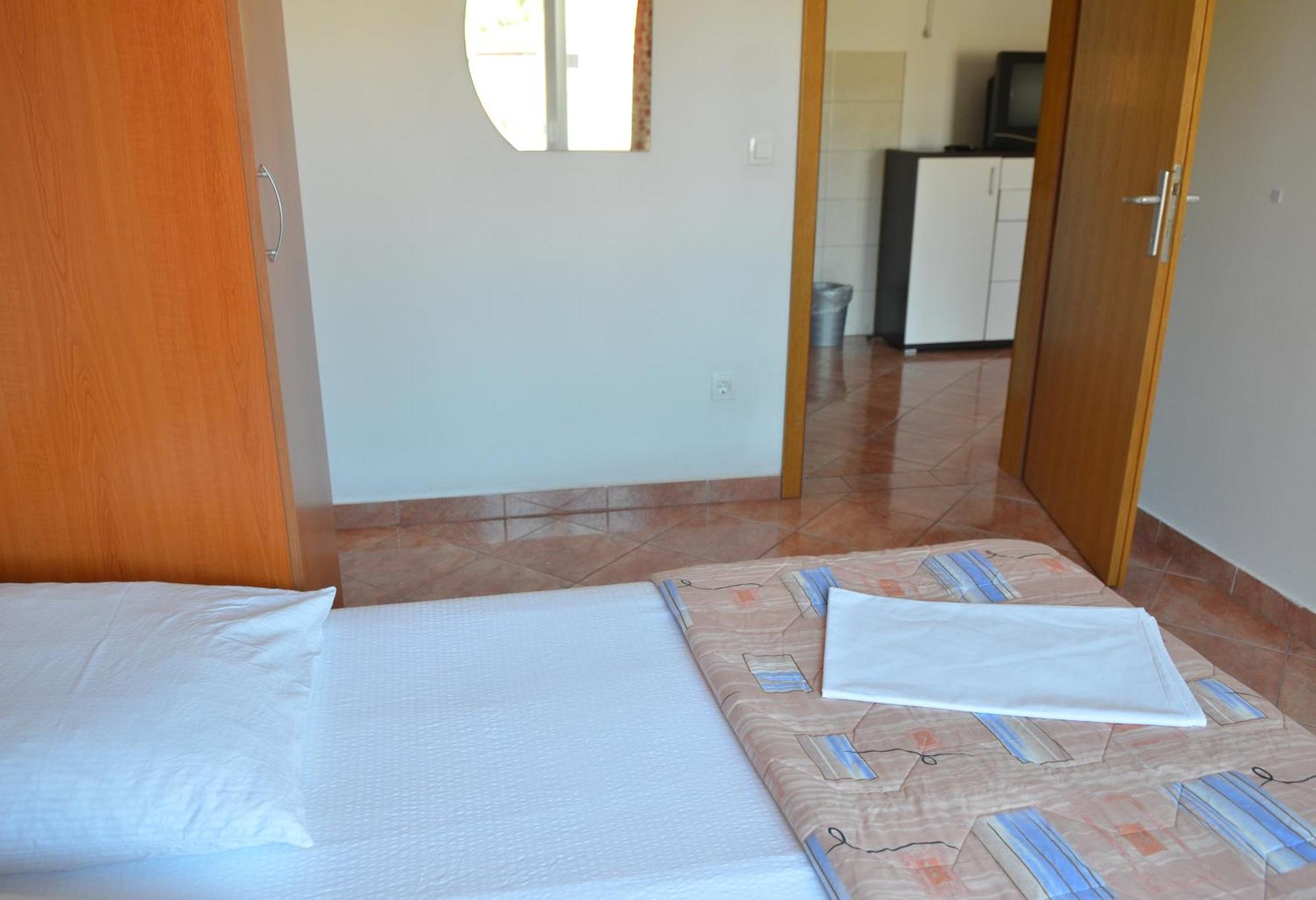 Apartments By The Sea Gradac, Makarska - 13681 Градац Стая снимка
