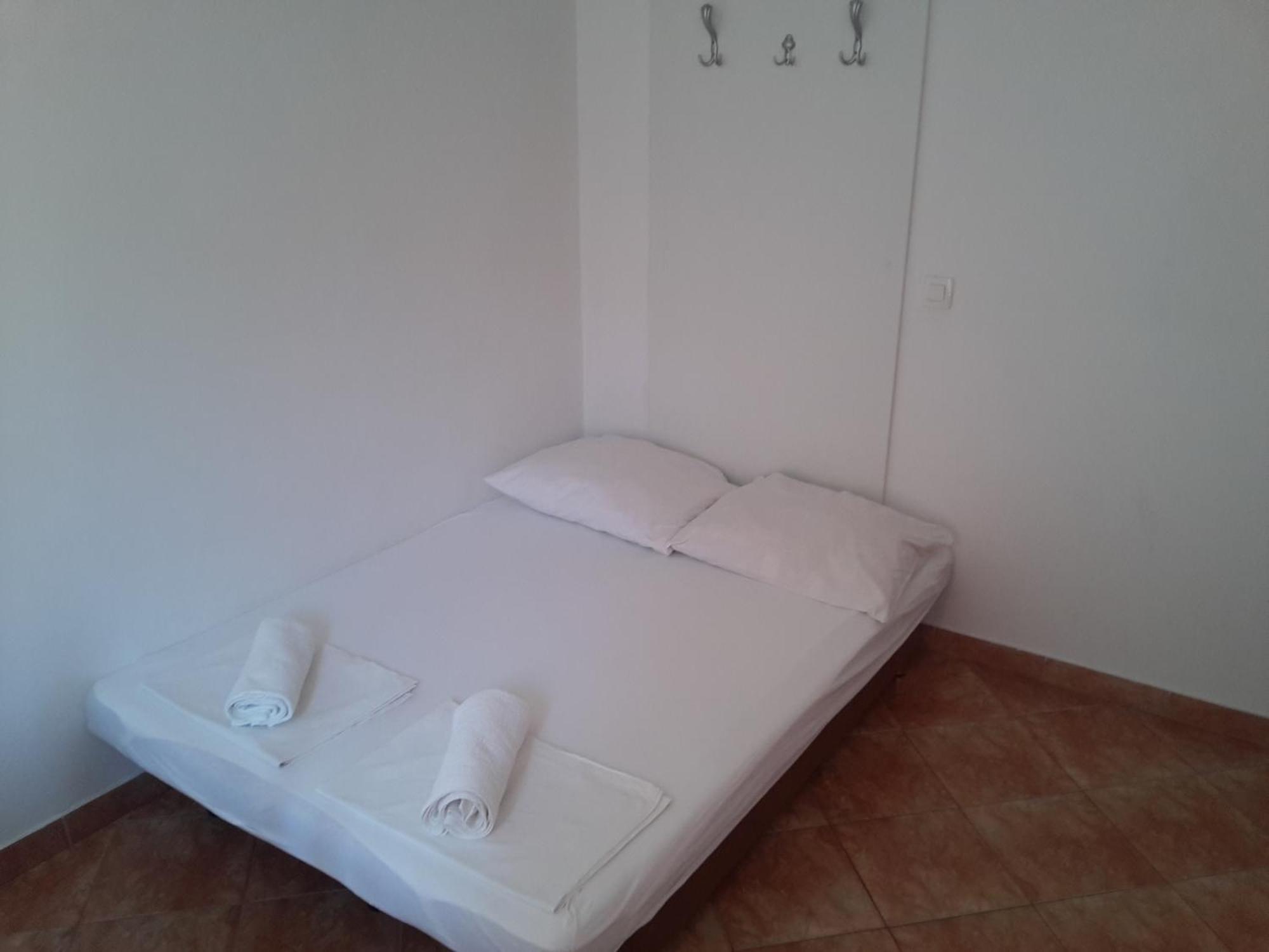 Apartments By The Sea Gradac, Makarska - 13681 Градац Стая снимка